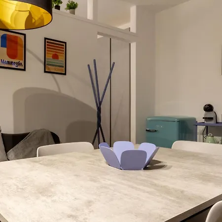 Blu Fiordaliso * سيينا